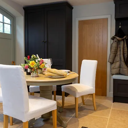 1 Bed In Ripon 95074 Holiday home *