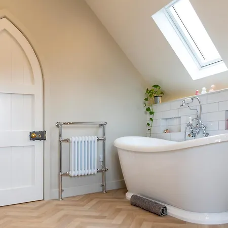 1 Bed In Ripon 95074 Dishforth