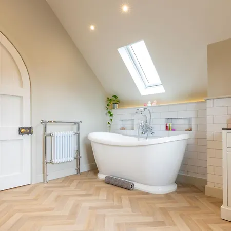 1 Bed In Ripon 95074 Dishforth